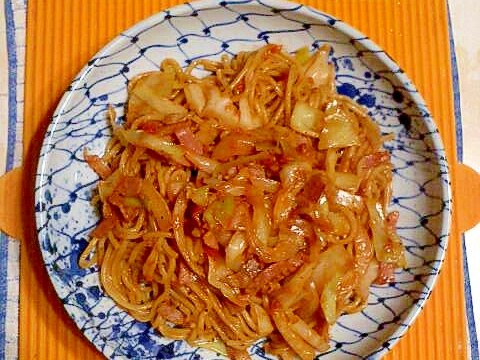 トマト缶の焼きそば♪